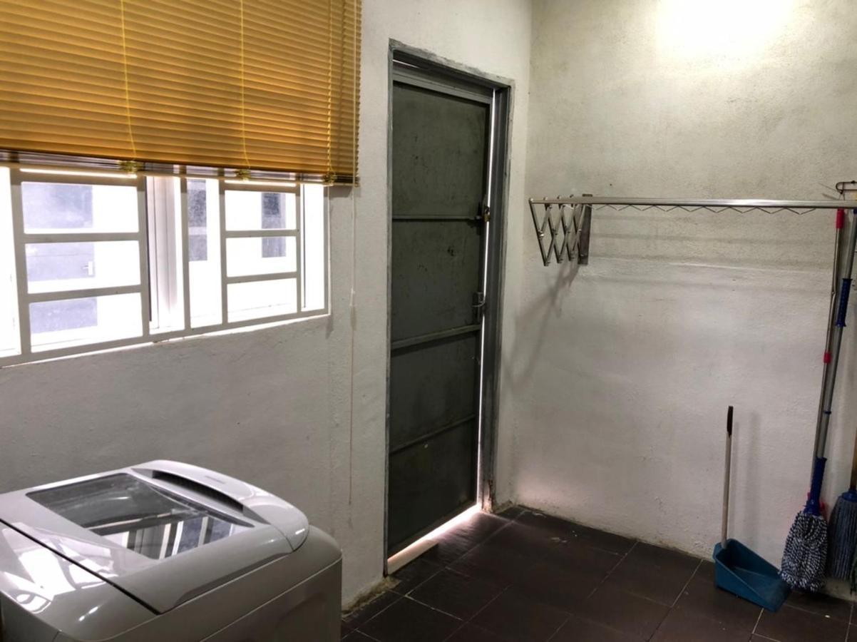 Makmur Homestay 타이핑 외부 사진