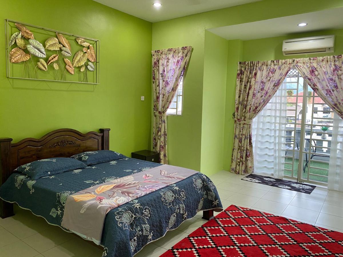 Makmur Homestay 타이핑 외부 사진