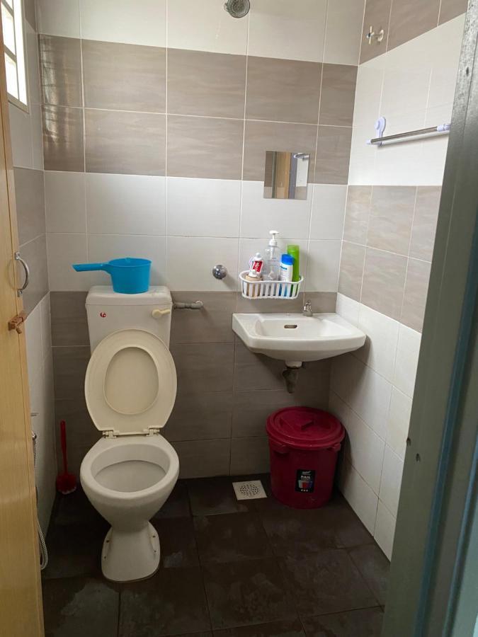 Makmur Homestay 타이핑 외부 사진